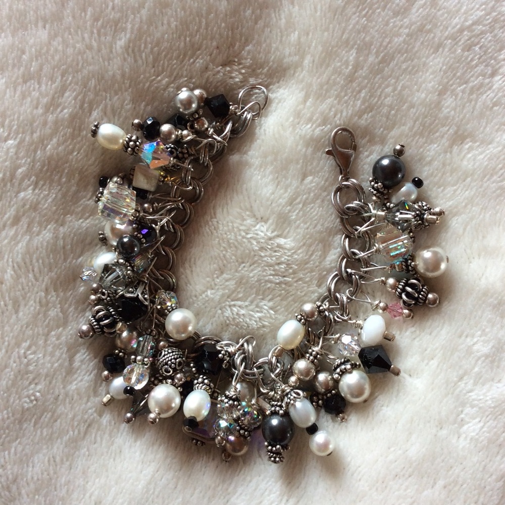 Northeastern Bracelet NWOT w/ original box